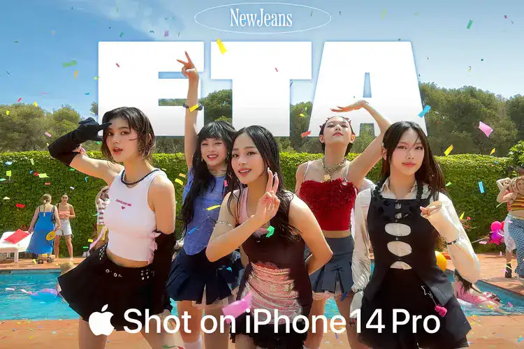 Video musik New Jeans "ETA" direkam menggunakan iPhone 14 Pro.